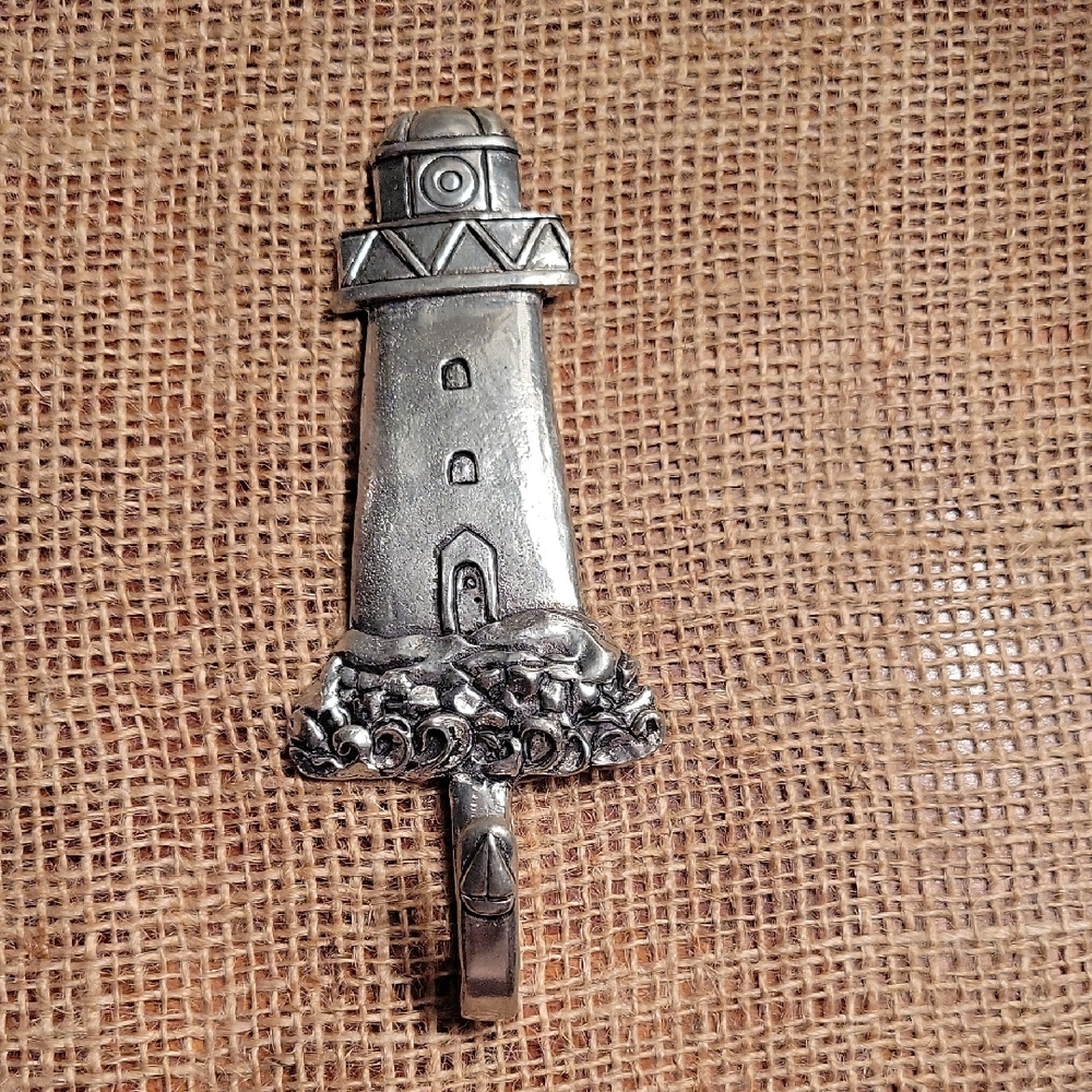 Baaic Spirit Pewter Lighthouse Wall Hook